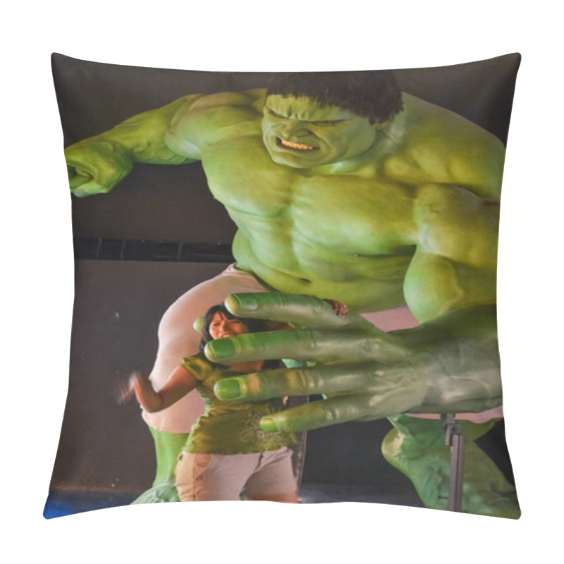 Personality  NEW YORK, CIRCA 2011 - Huge Hulk Wax Figure Catches A Girl In Madame Tussaud's Museum In New York Pillow Covers