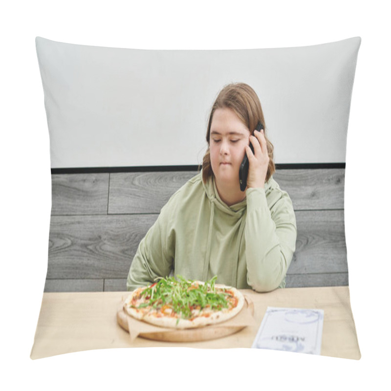 Personality  Young Woman With Mental Disorder Talking On Smartphone Near Delicious Pizza In Modern Cozy Cafe Pillow Covers