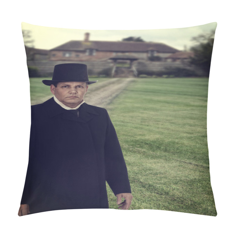 Personality  1800 Era Man With Manor House Pillow Covers