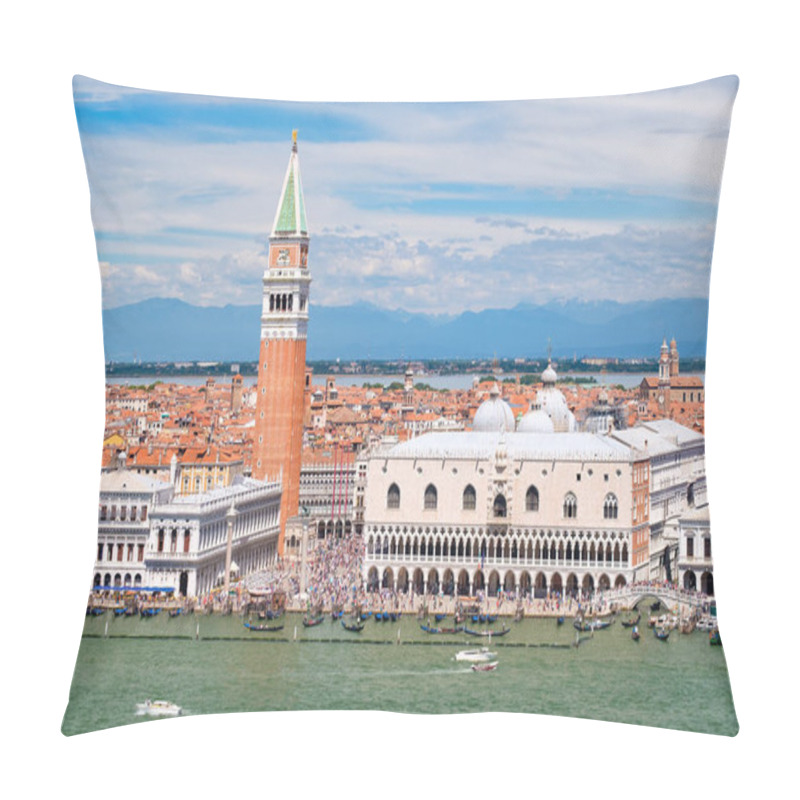 Personality  St Mark's Square And The Grand Canal On A Beautiful Day In Venice Pillow Covers