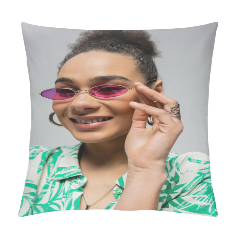 Personality  Portrait Of Positive African American Woman Wearing Pink Sunglasses And Smiling On Grey Backdrop Pillow Covers