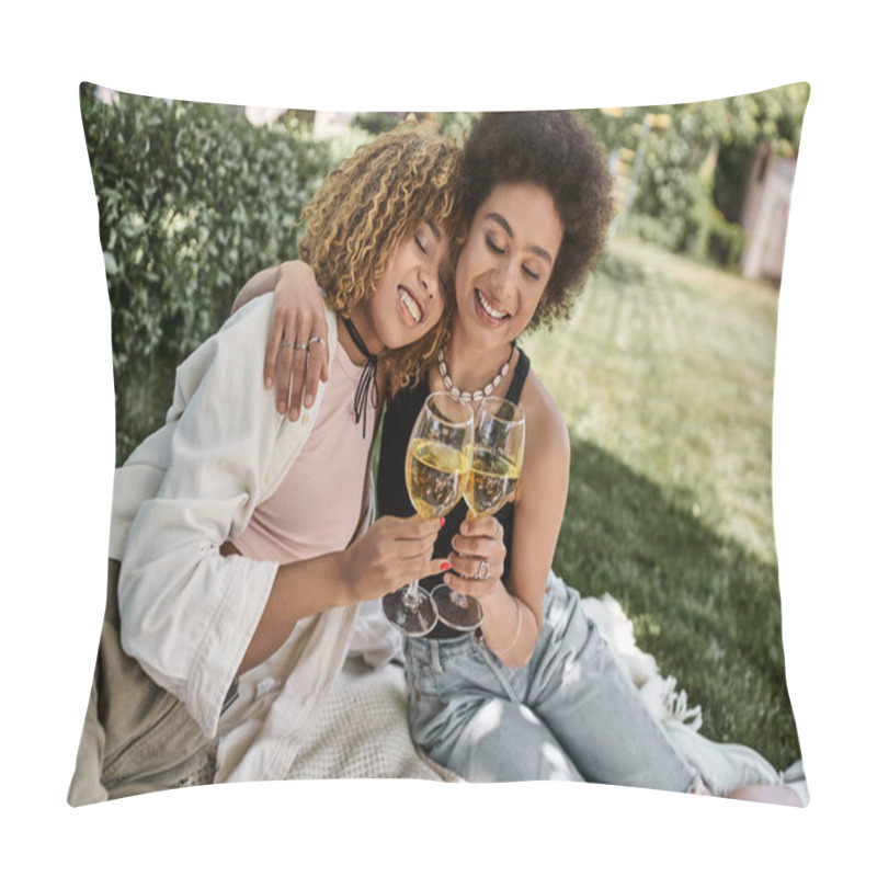 Personality  Positive African American Girlfriends With Closed Eyes Clinking Wine Glasses, Summer Picnic In Park Pillow Covers