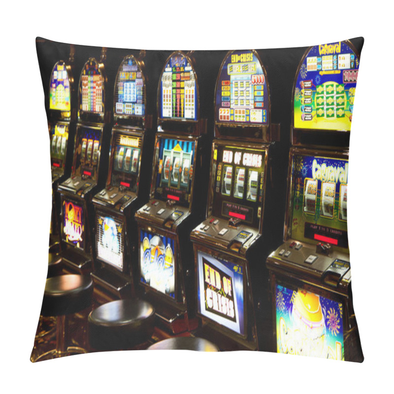 Personality  Slot Machine In Casino Pillow Covers