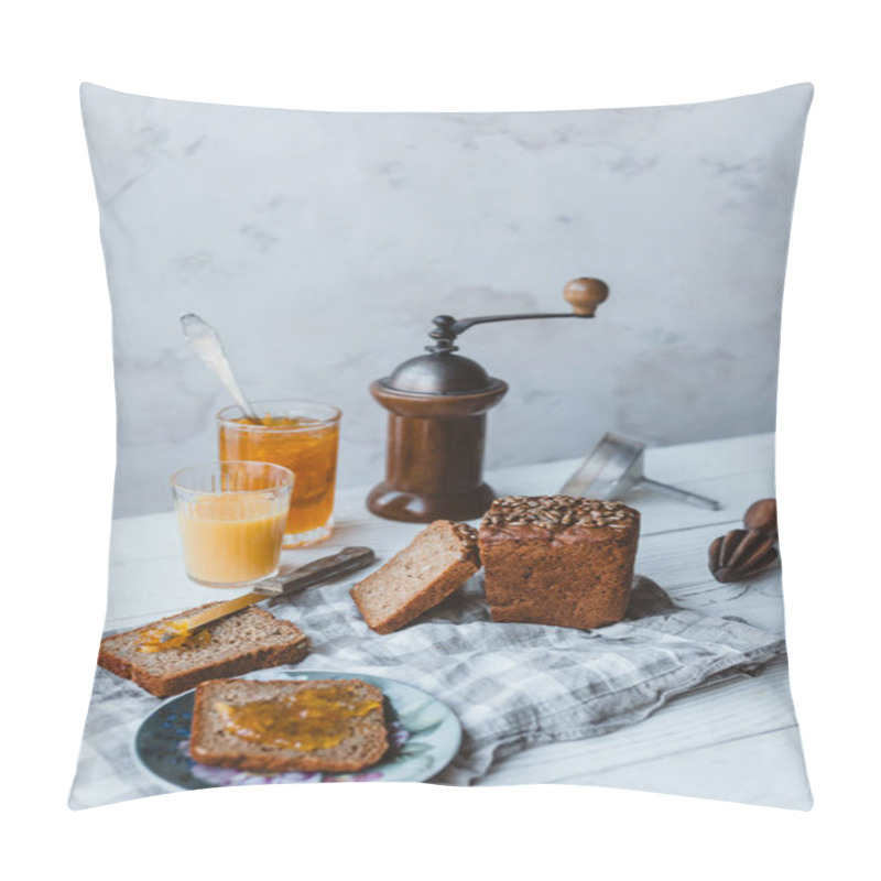 Personality  Pastry Pillow Covers