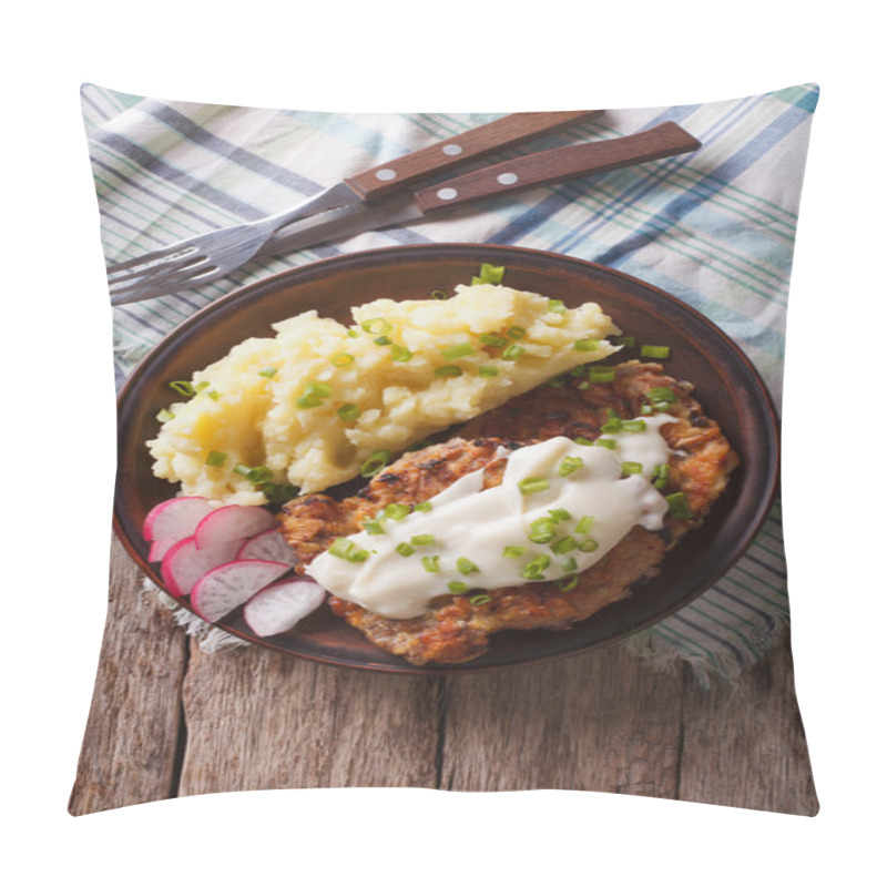 Personality  American Food: Country Fried Steak And White Gravy Vertical Top  Pillow Covers