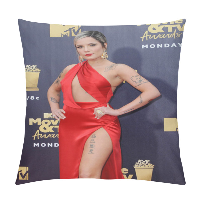 Personality  Halsey At The 2018 MTV Movie And TV Awards Held At The Barker Hangar In Santa Monica, USA On June 16, 2018. Pillow Covers