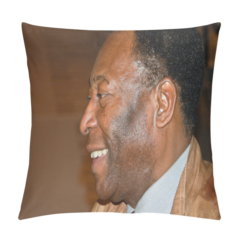 Personality  Edson Arantes Do Nascimento Pele Pillow Covers