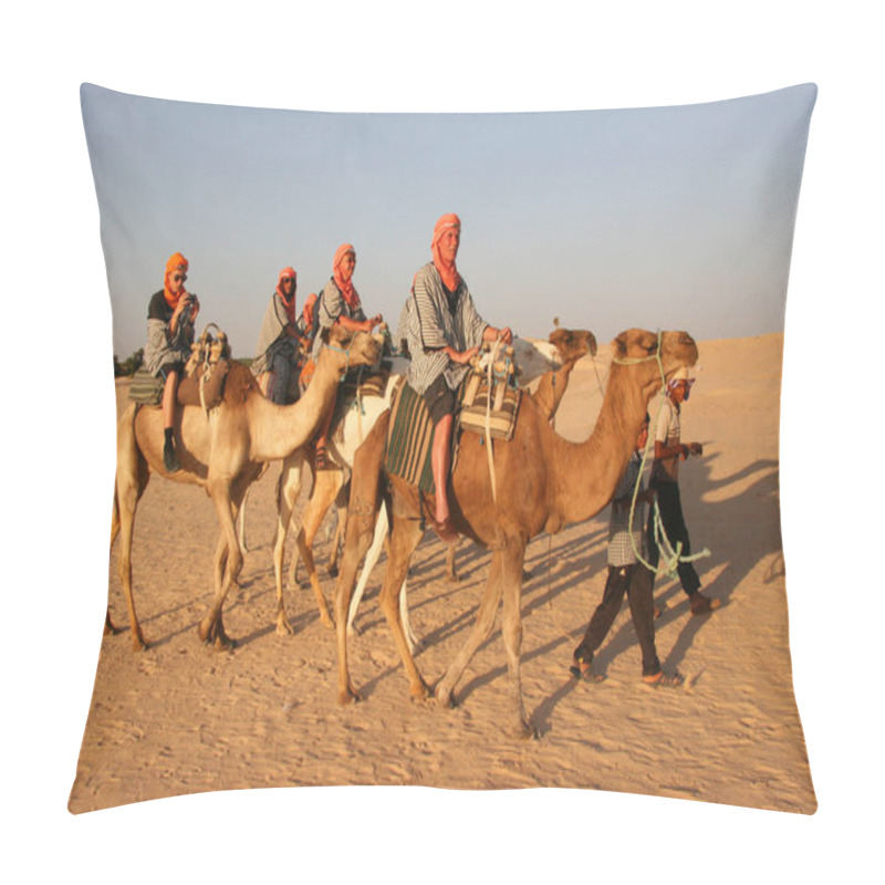 Personality  View Of People Riding On Camels In The Desert Pillow Covers