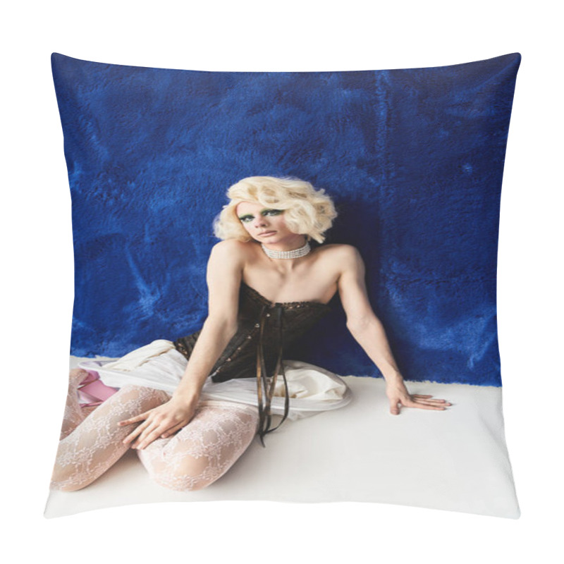 Personality  A Young Drag Queen Showcases Vibrant Attire And A Confident Pose. Pillow Covers