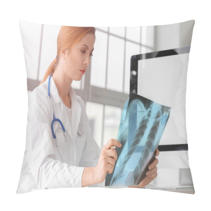 Personality  Pulmonologist With X-ray Image Of Lungs In Clinic Pillow Covers