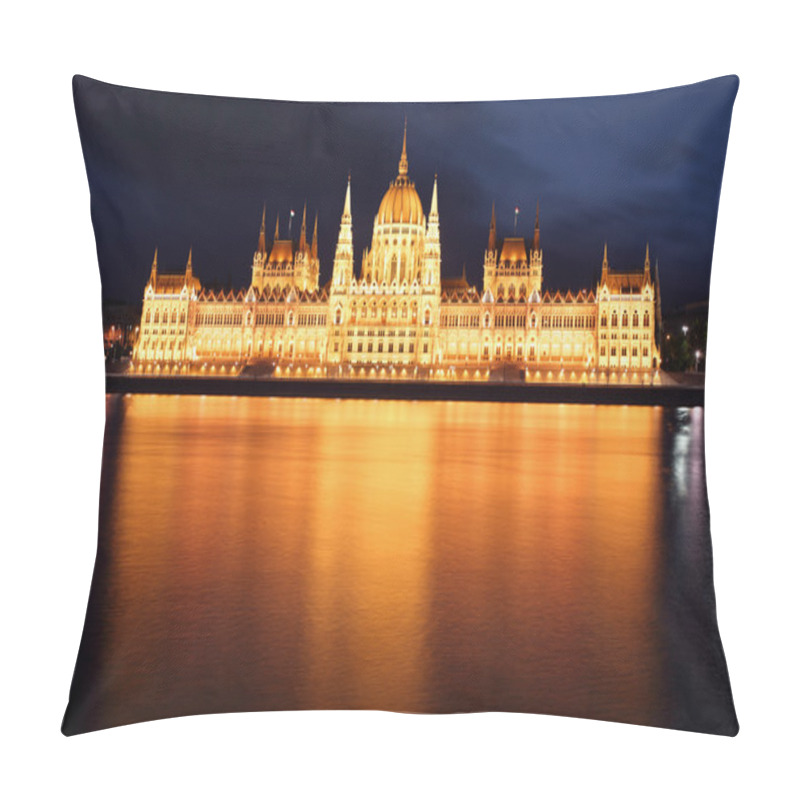 Personality  Budapest - Hungarian Parliament Pillow Covers