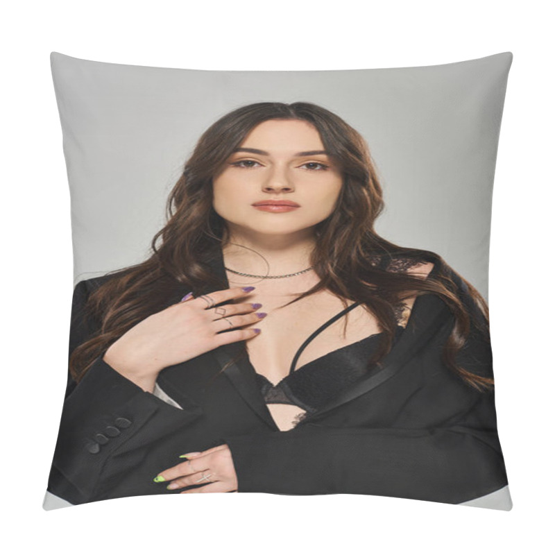 Personality  A Stunning Plus-size Woman In A Black Suit Strikes A Confident Pose Against A Sleek Gray Backdrop. Pillow Covers