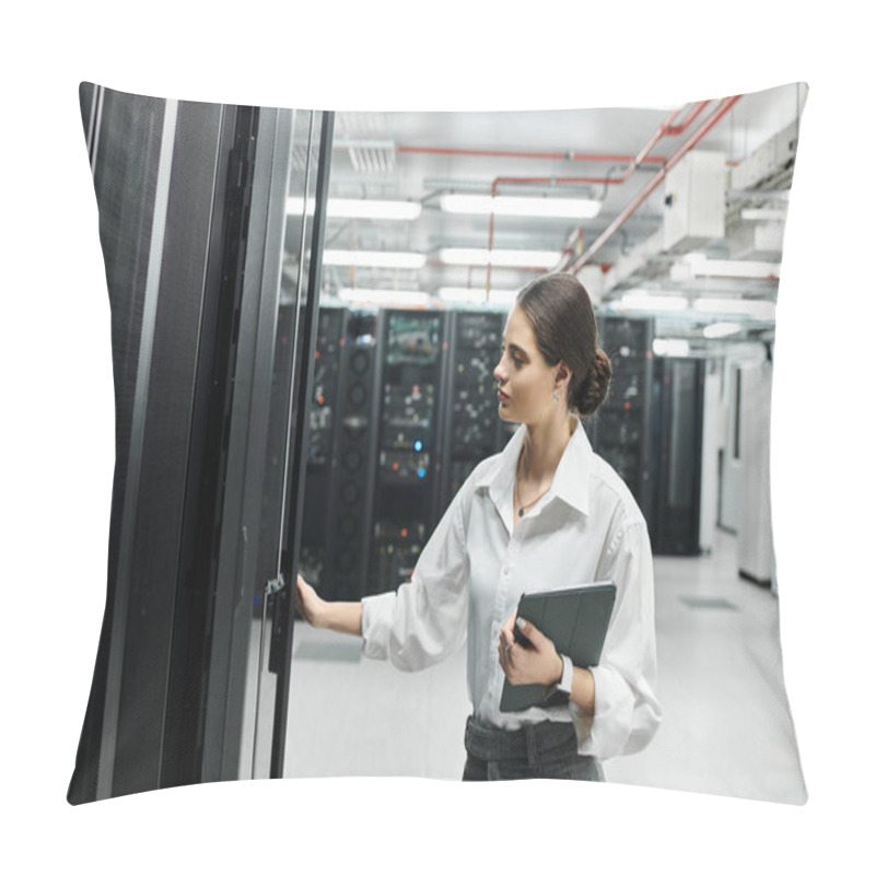 Personality  A Woman In A White Shirt Is Working Diligently In A High-tech Server Room, Focusing On Her Tasks. Pillow Covers