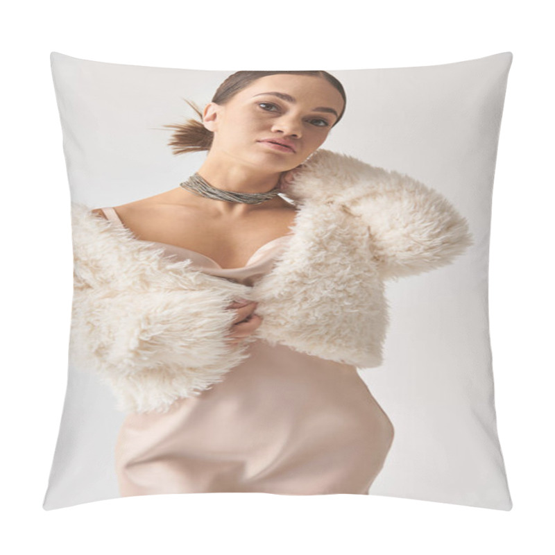 Personality  Charming Young Woman With Short Stature Poses Gracefully In Elegant Attire, Embracing Unique Style. Pillow Covers