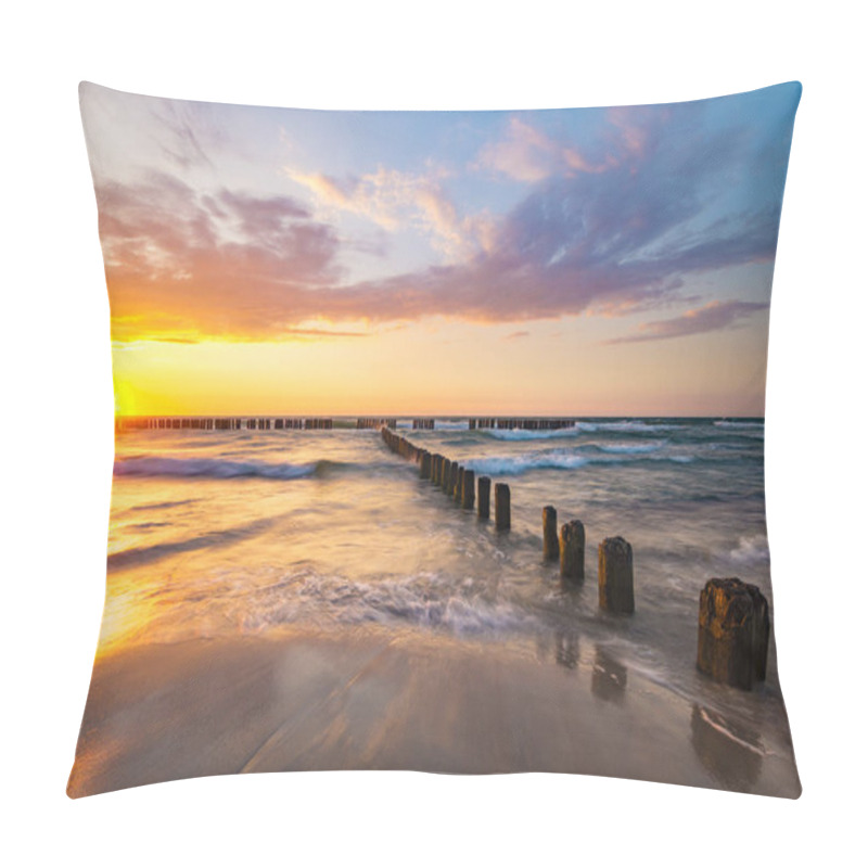 Personality  Beautiful Evening Sky Over The Sea And The Beach At Sunset Pillow Covers