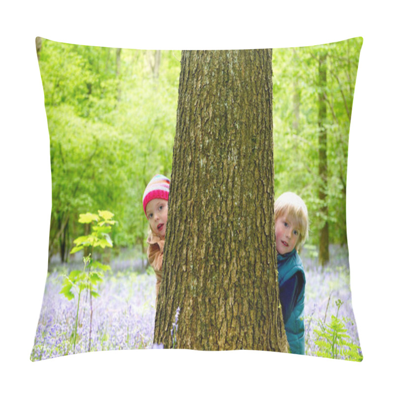 Personality  Kids Hiding Behind A Tree Pillow Covers