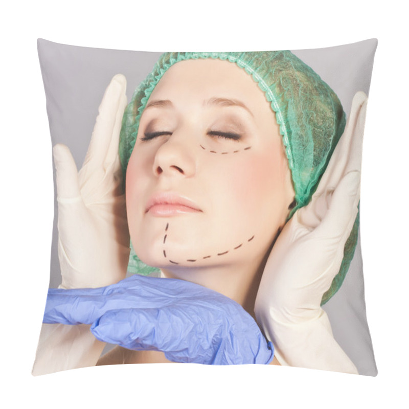 Personality  Lines On An Attractive Caucasian Lady Face Pillow Covers