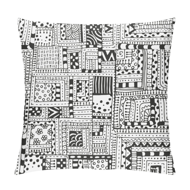 Personality  Seamless Pattern With Abstract Figures. Black And White Background. Pillow Covers