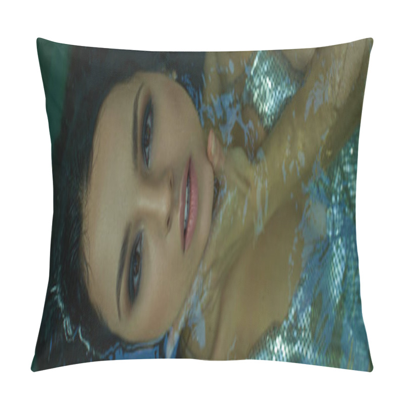 Personality  A Young Woman With Wet Hair Floats Peacefully In An Aquarium, Her Eyes Closed As If Lost In A Dream. Pillow Covers