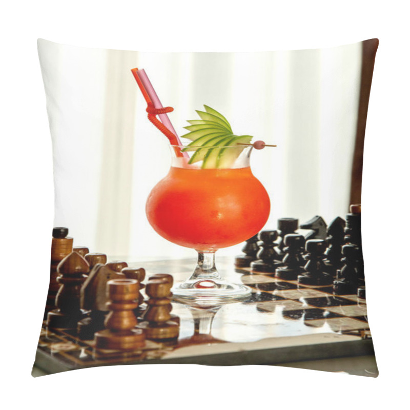 Personality  Fruit Cocktail Garnished With Apple Slices Placed On Chess Board Pillow Covers