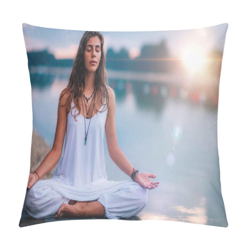 Personality  Beautiful Young Woman Doing Yoga Exercise By The Lake. Sitting In Lotus Position Pillow Covers