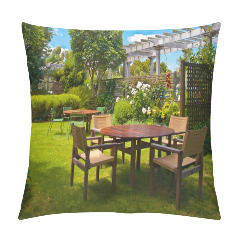 Personality  Dining Table Set In Lush Garden Pillow Covers