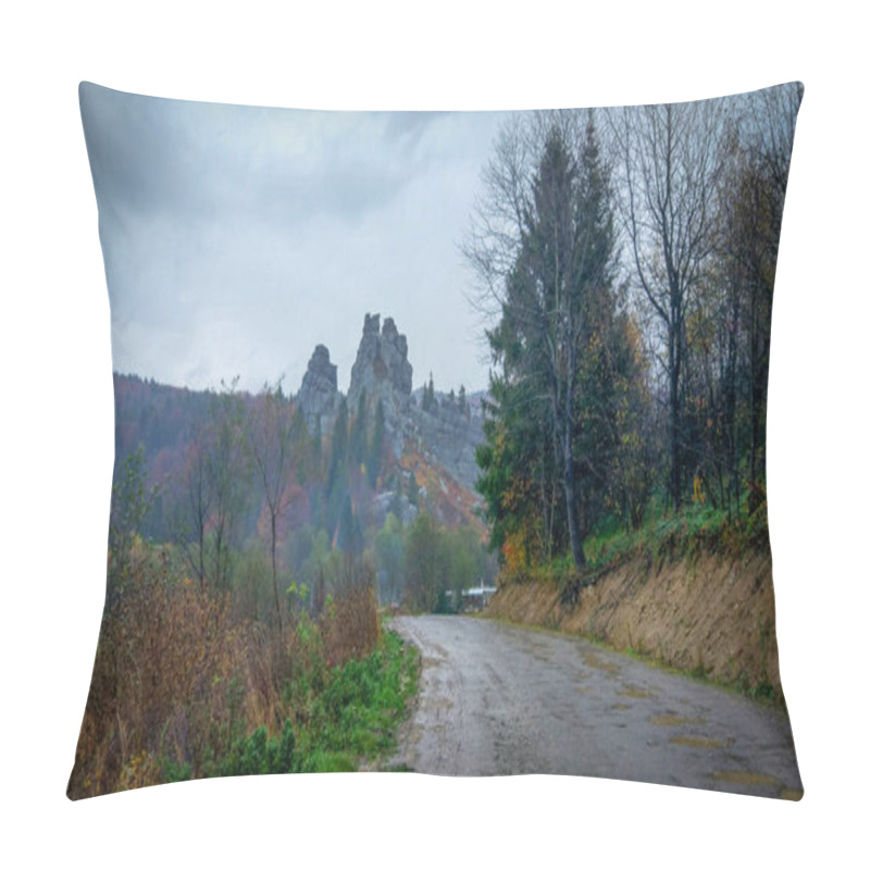 Personality  Tustan A Mysterious Place In Ukraine With An Unusual Landscape Pillow Covers