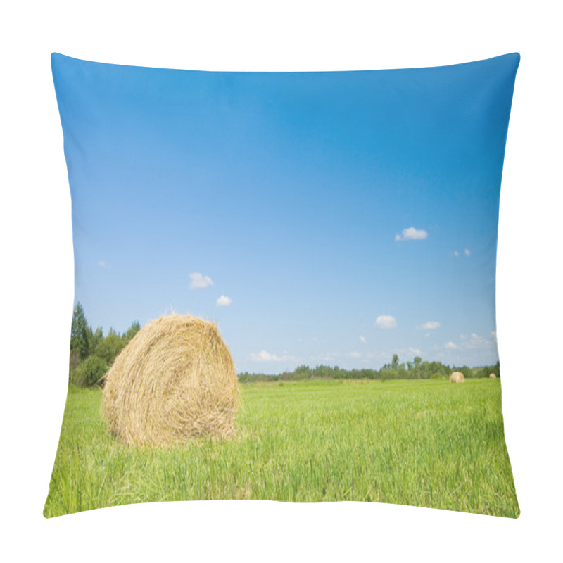 Personality  Haystacks Harvest Against The Skies Pillow Covers