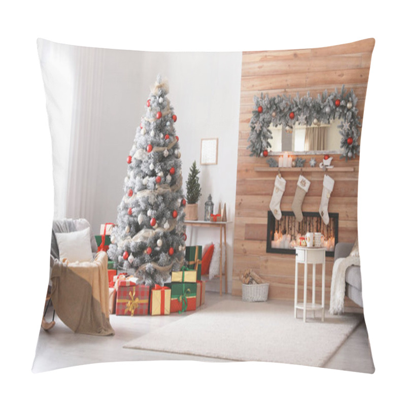 Personality  Beautiful Interior Of Living Room With Decorated Christmas Tree Pillow Covers