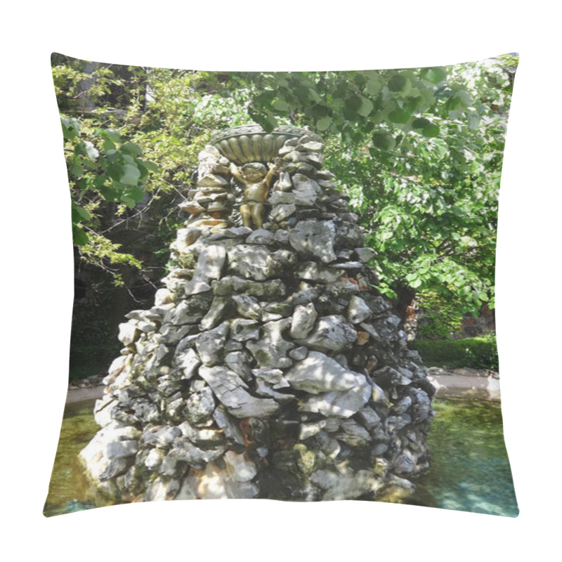 Personality  Stone Fountain With An Angel In A Green Garden Pillow Covers