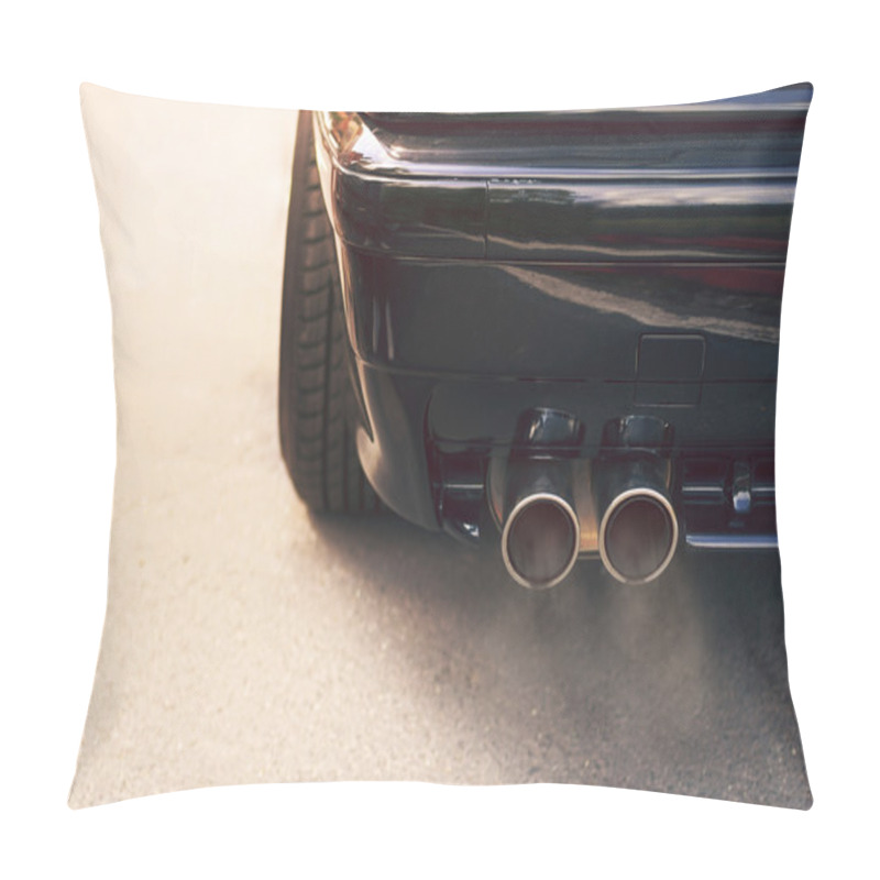 Personality  Dual Exhaust Pipe With Smoke Pillow Covers