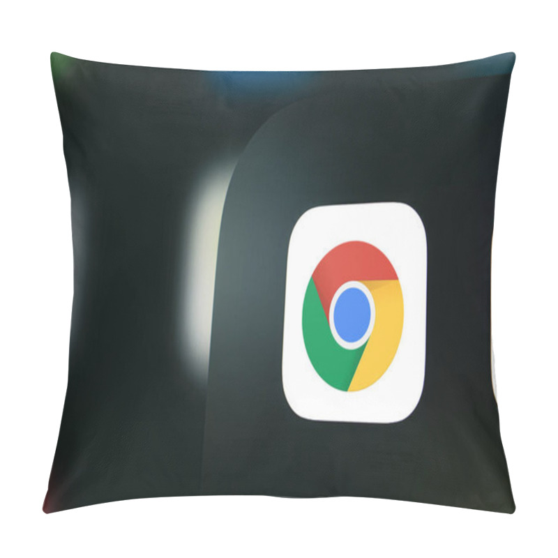 Personality  Dhaka, Bangladesh- 26 Nov 2024: A Close Up Of An IPhone Screen Displaying The  Google Chrome App Icon. Pillow Covers