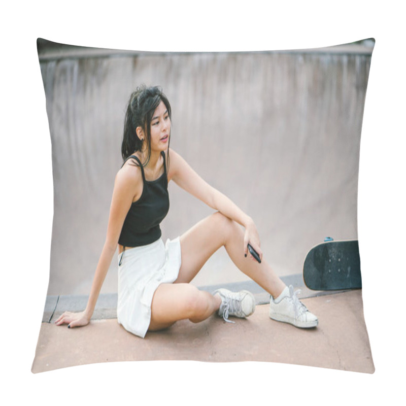 Personality  Portrait Of Asian Chinese Girl With Mobile Phone And Skate In Skatepark Pillow Covers