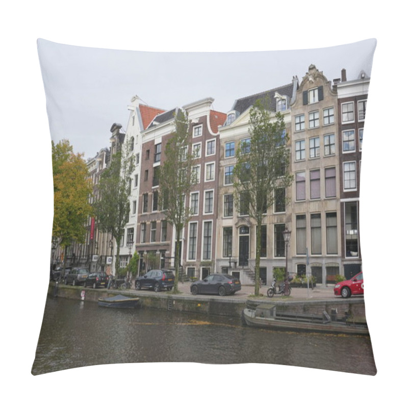 Personality  Amsterdam, North Holland, The Netherlands, October 2th, 2024: Canal Houses In Downtown Amsterdam, Iconic Historic Dutch Architecture, Street Views. Traditional Houses. Pillow Covers