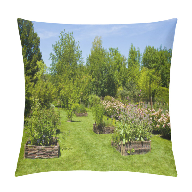 Personality  Herbs Garden Pillow Covers