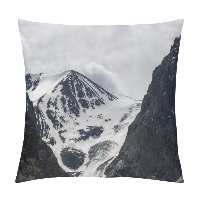 Personality  Beautiful View Of A Mountains Landscape In Altai Mountains Pillow Covers