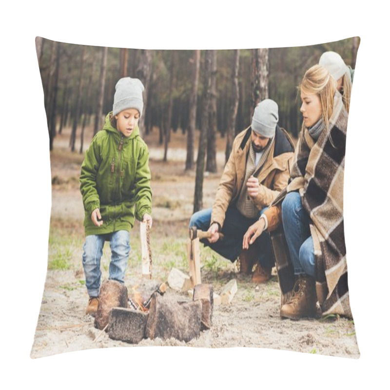 Personality  Family Making Campfire Pillow Covers