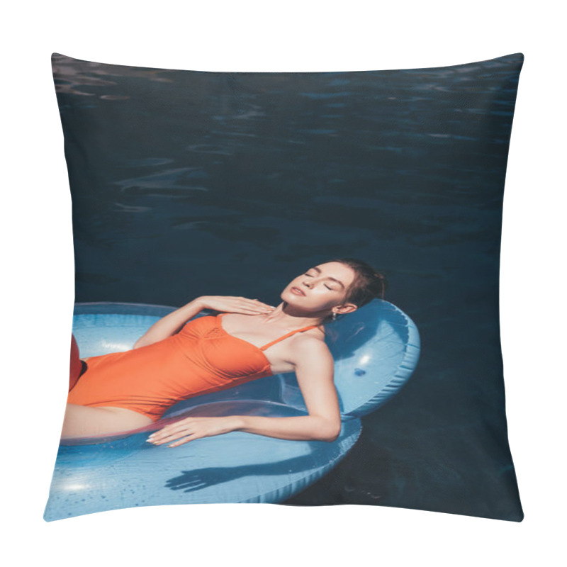 Personality  Beautiful Young Woman In Swimsuit Sunbathing On Swim Ring In Swimming Pool Pillow Covers