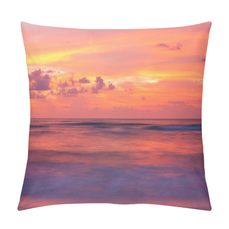 Personality  Fantastic Clouds And Sunset Sky At The Beach. Pillow Covers