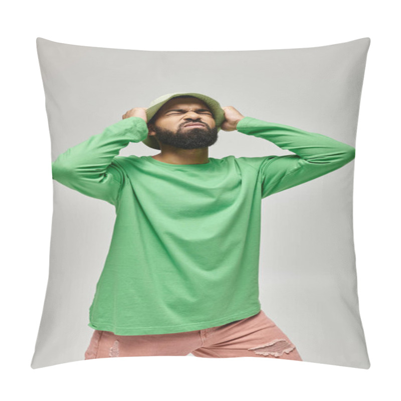 Personality  Handsome African American Man Poses In Fashionable Attire Against Vibrant Backdrop. Pillow Covers