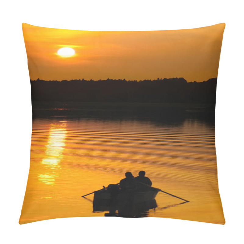 Personality  Fishermen In Boat At Sunset Pillow Covers