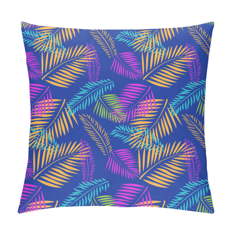 Personality  Palm Tree Leaves Seamless Pattern Tropical Ornament Background Style Pillow Covers