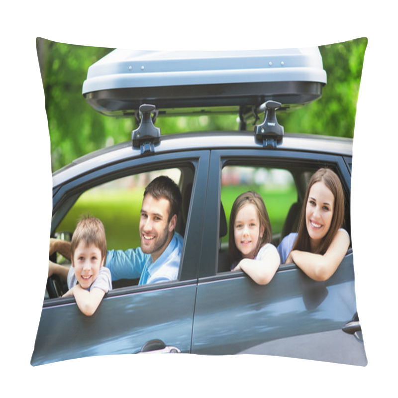 Personality  Happy Family Sitting In The Car Pillow Covers