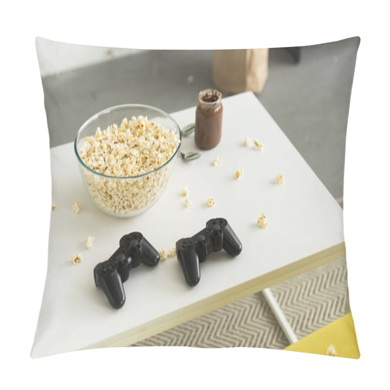 Personality  Glass Bowl With Popcorn And Joysticks On Table In Living Room Pillow Covers