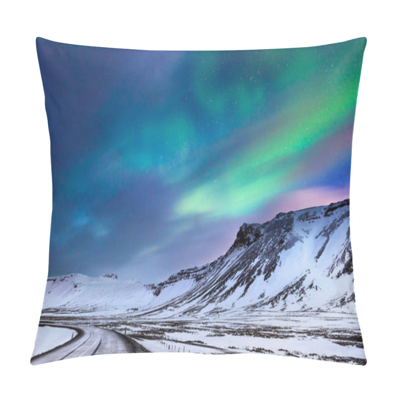 Personality  Beautiful Northern Lights Pillow Covers