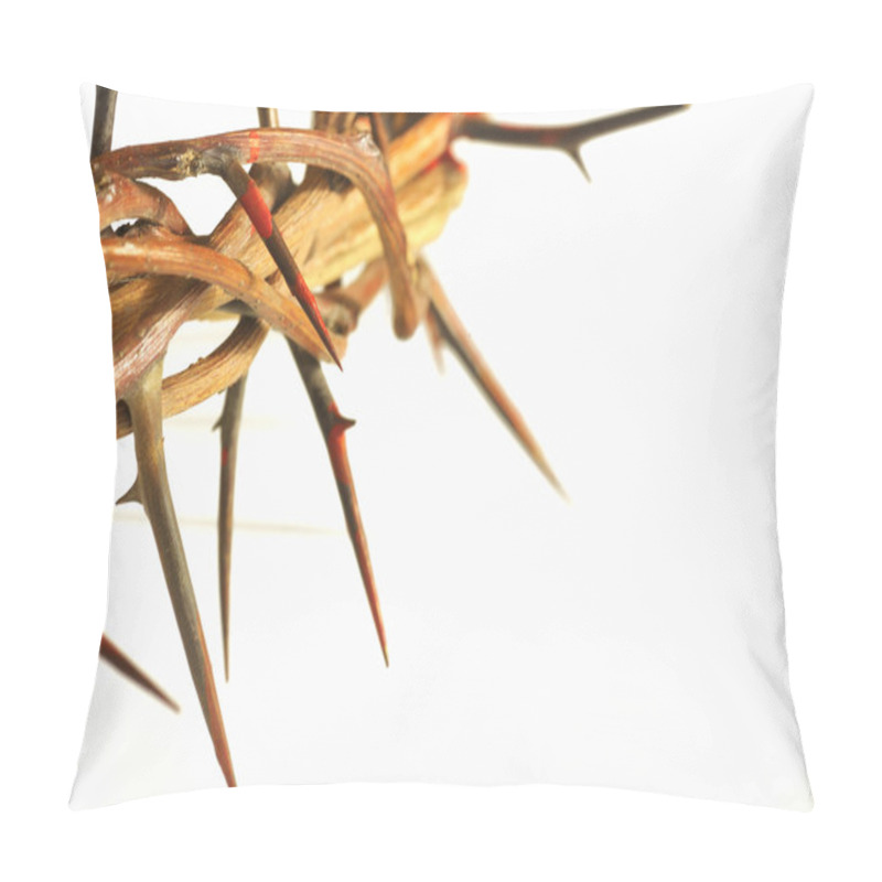 Personality  Crown Of Thorns Isolated On White Pillow Covers