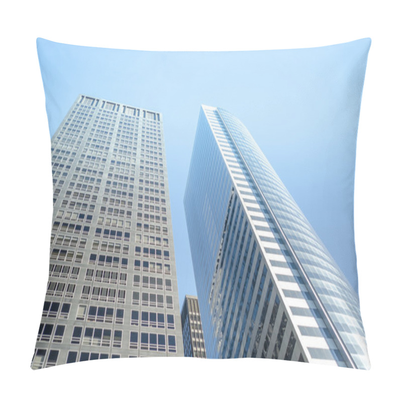 Personality  Beautiful Architecture In New York Pillow Covers