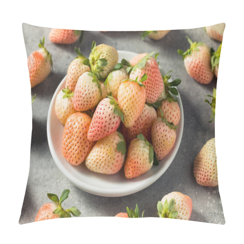 Personality  Organic Raw Pink Pineberries Strawberry In A Bowl Pillow Covers