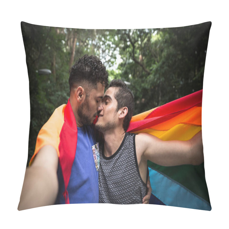 Personality  Gay Couple Taking A Selfie In The Park Pillow Covers