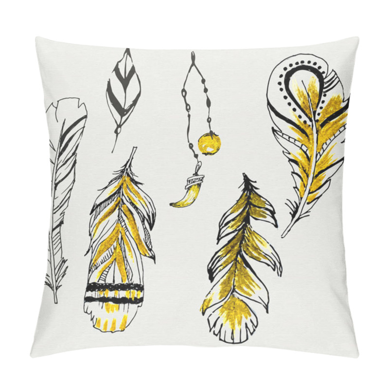 Personality  Tribal Boho Style Feather Seamless Pattern In Vector. Pillow Covers